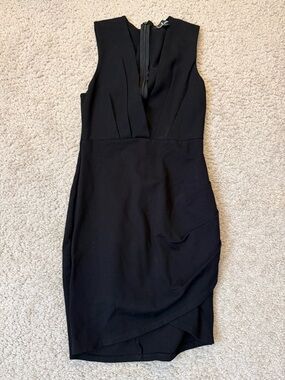 Lulu’s Black Sleeveless Plunge Mini Dress - Size S